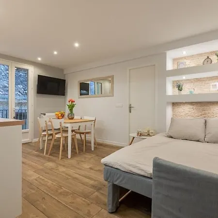 Le Comfy, Cosy Place Dans Le Vieux Avec Climatisation Nizza