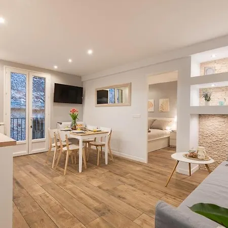 Διαμέρισμα Le Comfy, Cosy Place Dans Le Vieux Avec Climatisation *