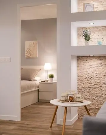 Le Comfy, Cosy Place Dans Le Vieux Avec Climatisation Apartment